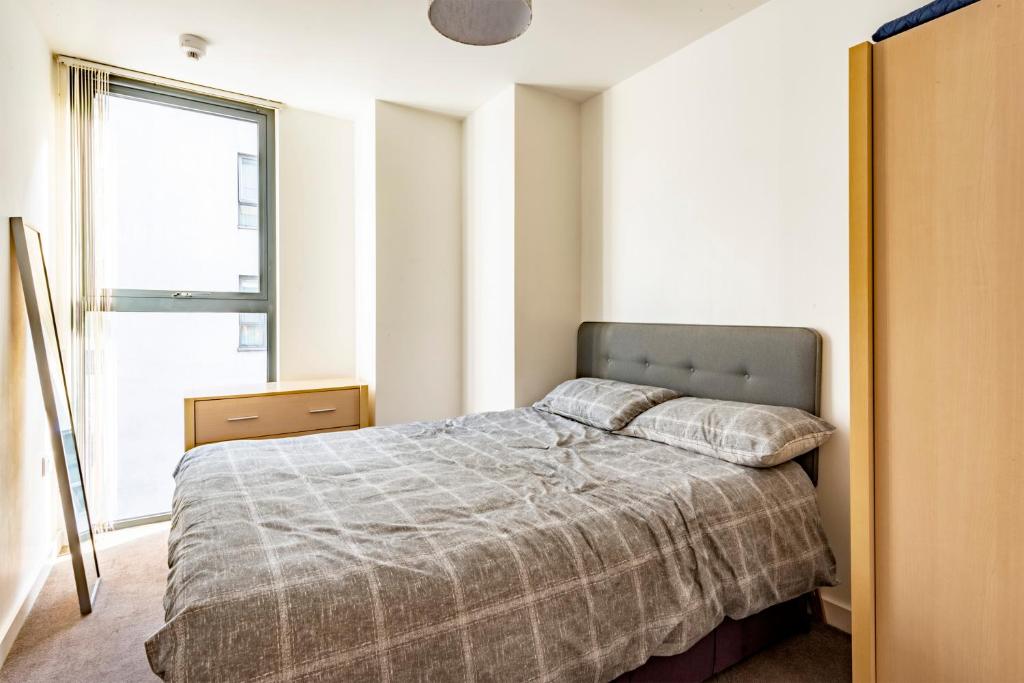 Skyline Tower room 2